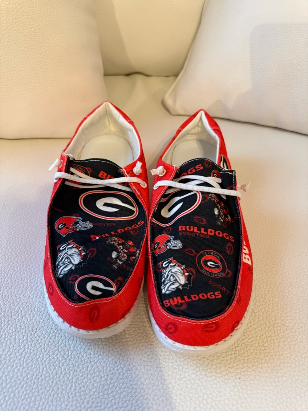 Georgia Bulldogs Mens Red & Black Slip-On Team Shoes